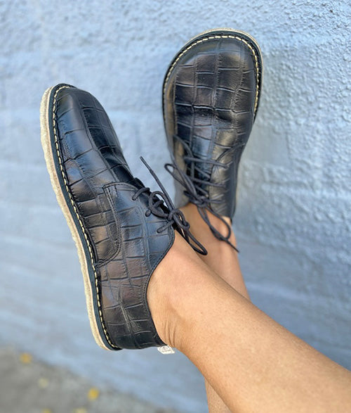 ZAPATO CASTOR NEGRO CROC MUJER