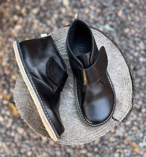 BOTÍN KOALA NEGRO MUJER