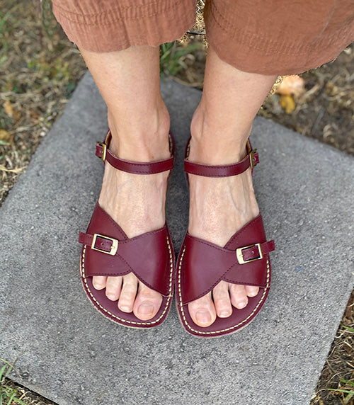 SANDALIA LOICA GUINDA MUJER