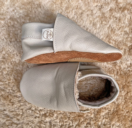 PANTUFLA MOCS CHIPORRO ARENA BEBÉ