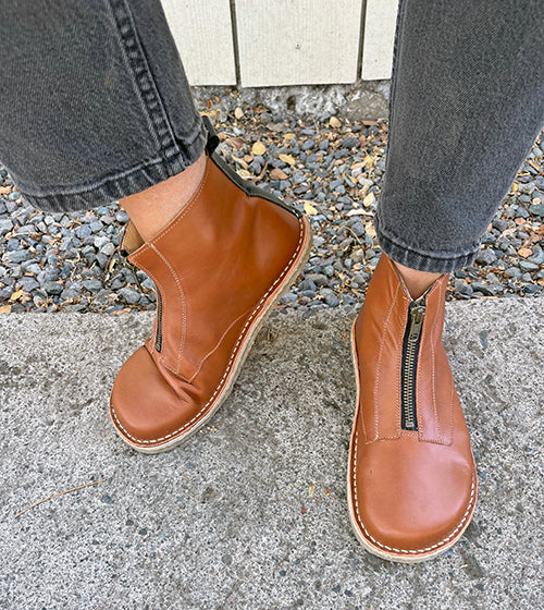 BOTIN BOA CARAMELO - HORMA MINIMALISTA