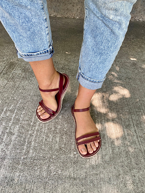 SANDALIA TAGUA GUINDA MUJER