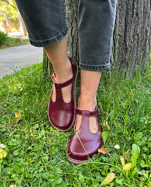 ZAPATO PUDÚ GUINDA MUJER