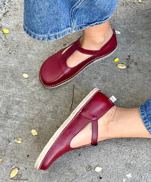 ZAPATO PUDÚ GUINDA MUJER